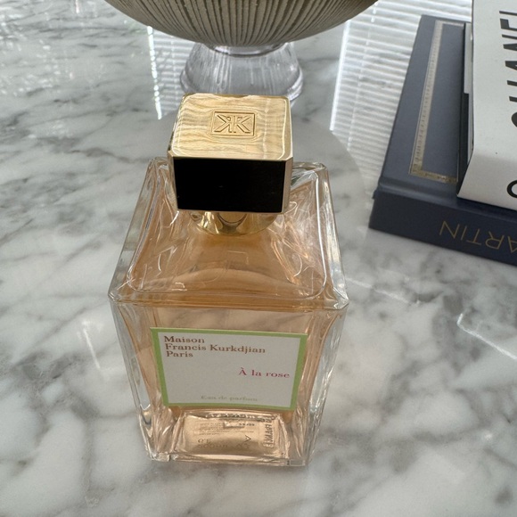 Maison Francis Kurkdjian A La Rose EDP 200ml - Picture 2 of 10